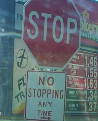 sign stop-don't stop
